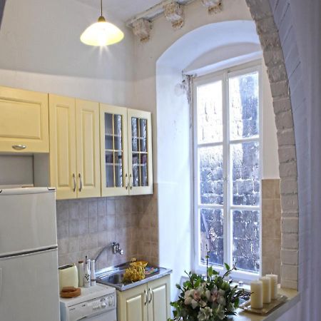 Cosy Apartment In The Old Town Дубровник Екстериор снимка